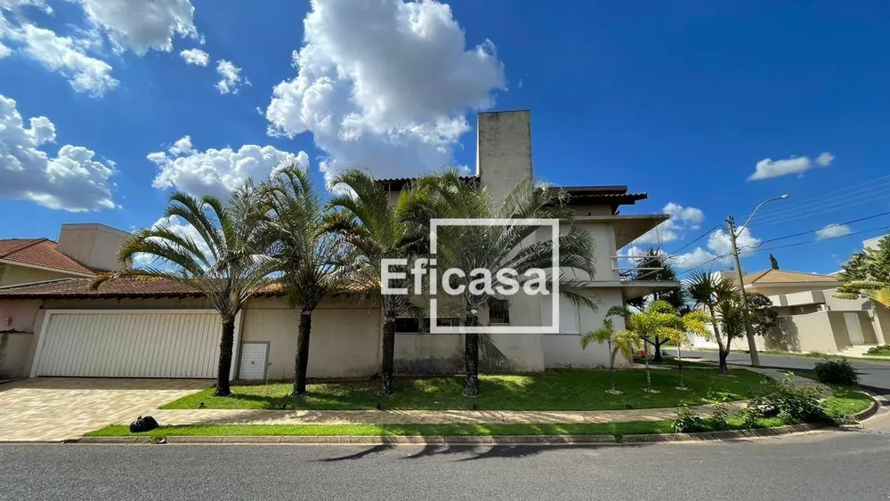 Sobrado, 3 quartos, 288 m² - Foto 1
