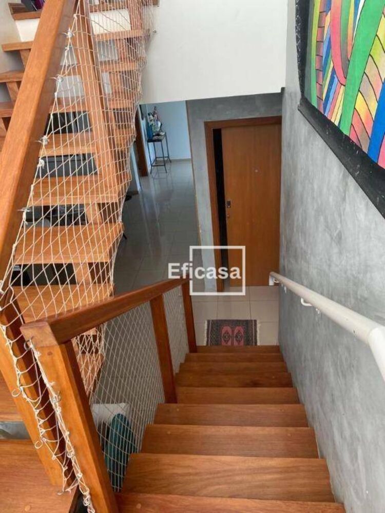 Sobrado, 3 quartos, 288 m² - Foto 1