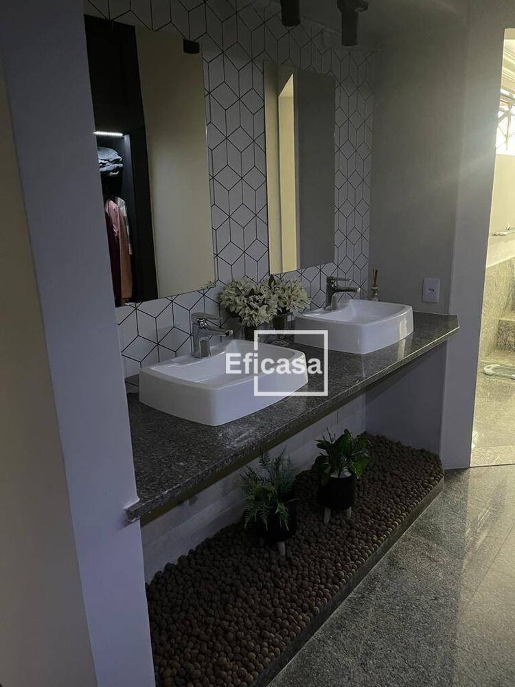 Apartamento, 3 quartos, 170 m² - Foto 2