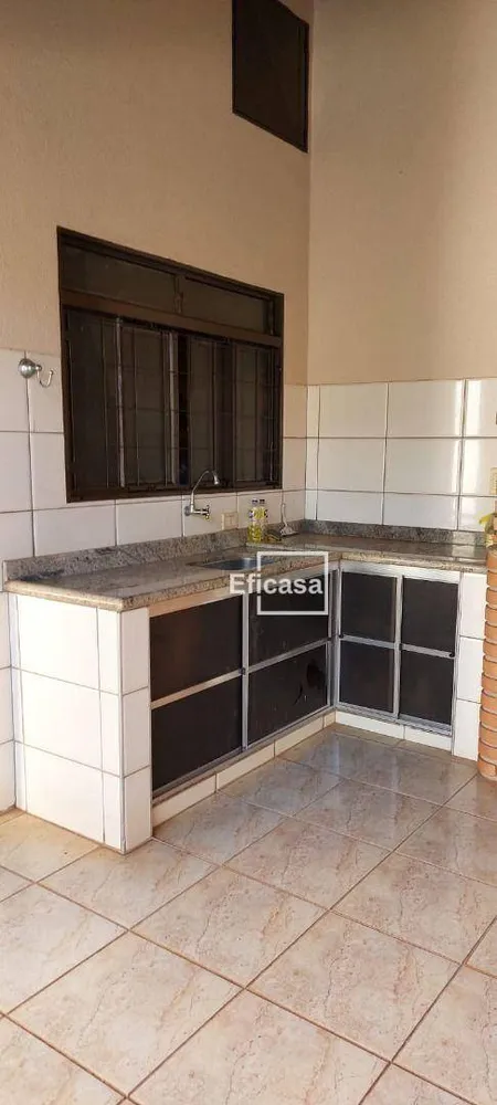 Casa, 4 quartos, 292 m² - Foto 4