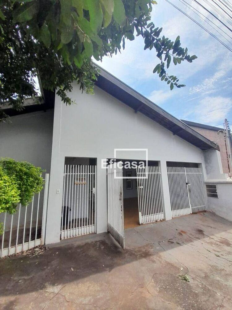 Casa, 3 quartos, 180 m² - Foto 1