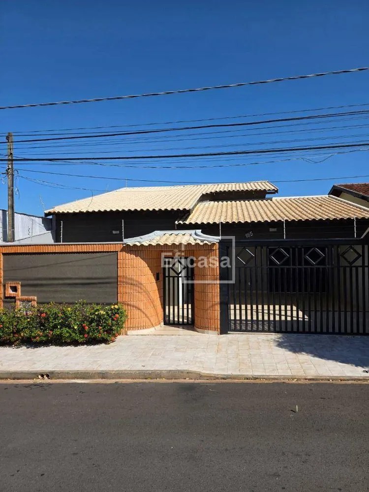Casa, 3 quartos, 285 m² - Foto 2