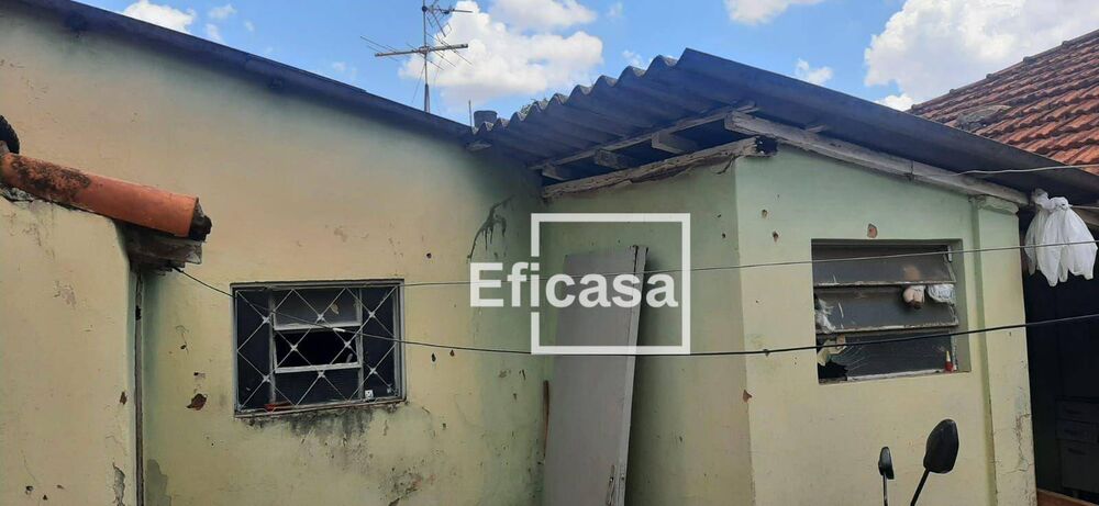 Casa, 2 quartos, 80 m² - Foto 1