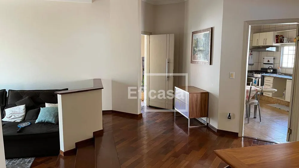 Casa, 3 quartos, 236 m² - Foto 4
