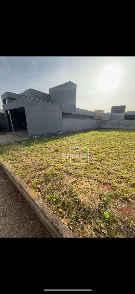 Loteamento e Condomínio, 253 m² - Foto 2