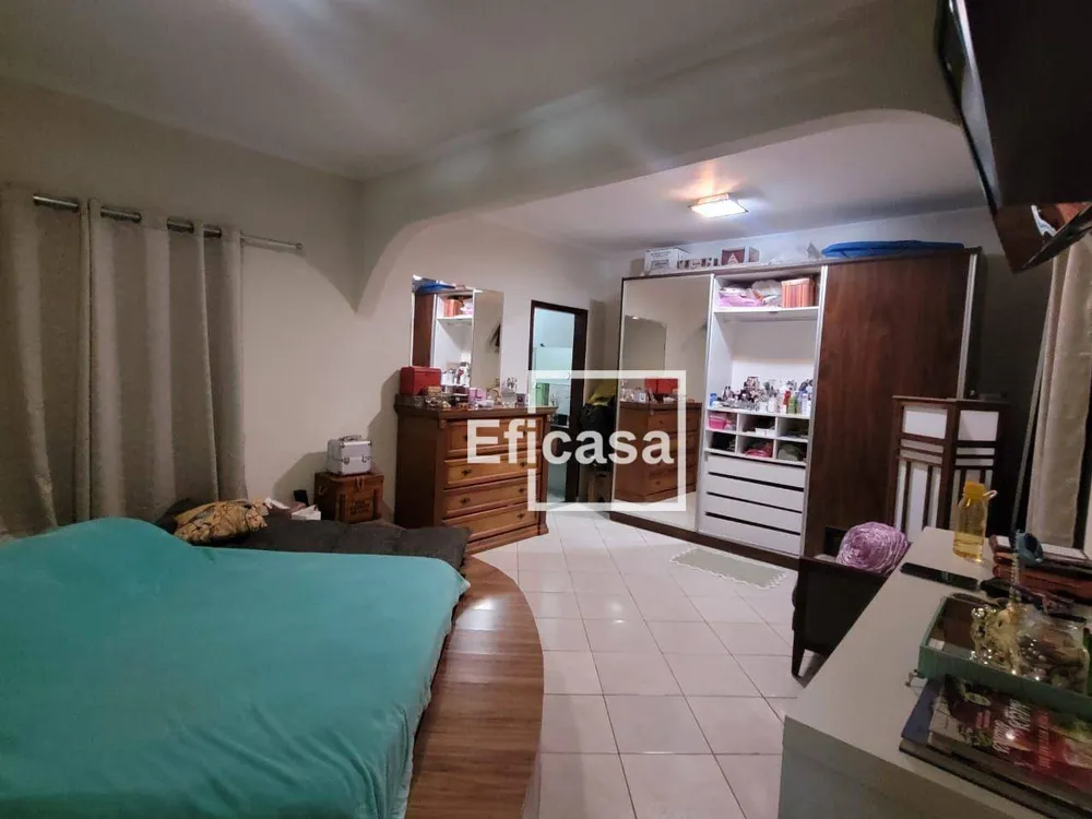 Chácara, 3 quartos, 1580 m² - Foto 9