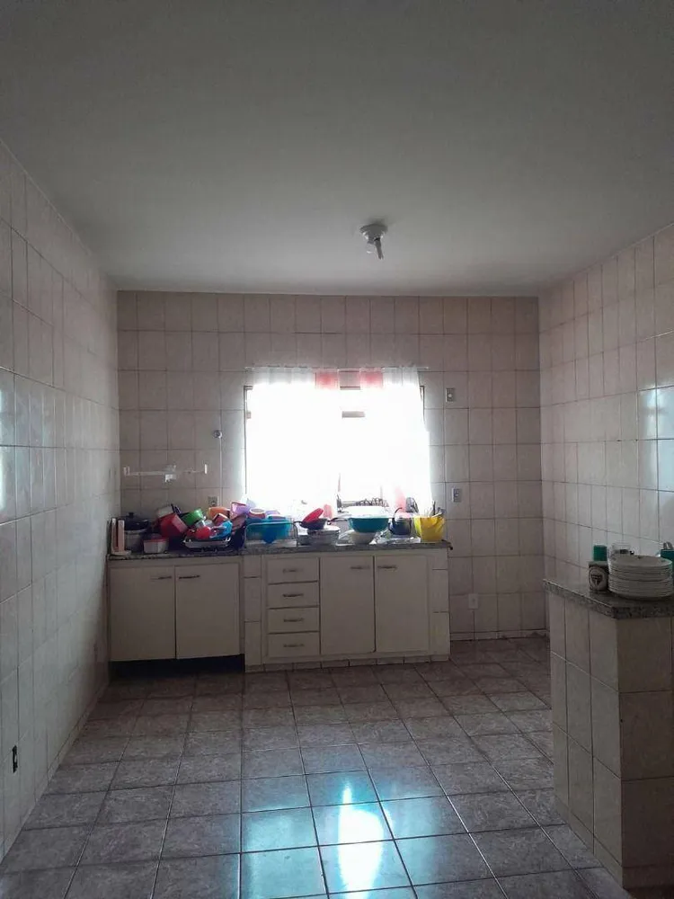 Casa, 3 quartos, 350 m² - Foto 2