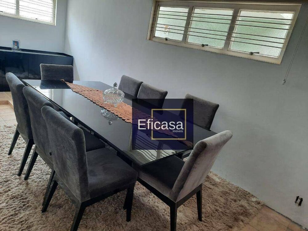 Casa, 3 quartos, 250 m² - Foto 2