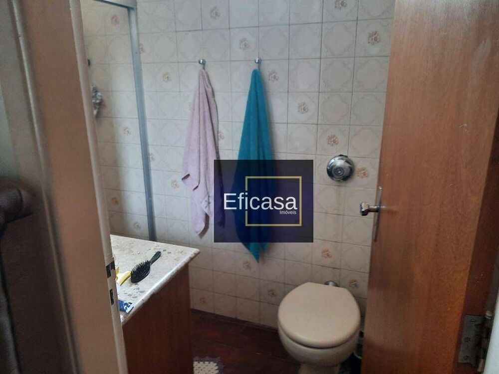 Casa, 3 quartos, 250 m² - Foto 4