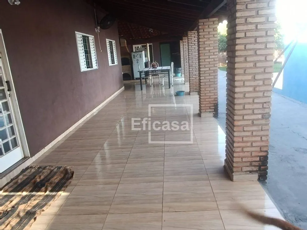 Chácara, 4 quartos, 1000 m² - Foto 1