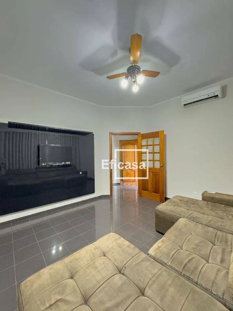Casa, 3 quartos, 212 m² - Foto 15
