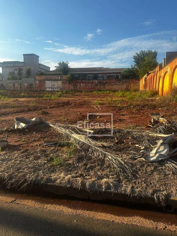 Loteamento e Condomínio, 900 m² - Foto 3