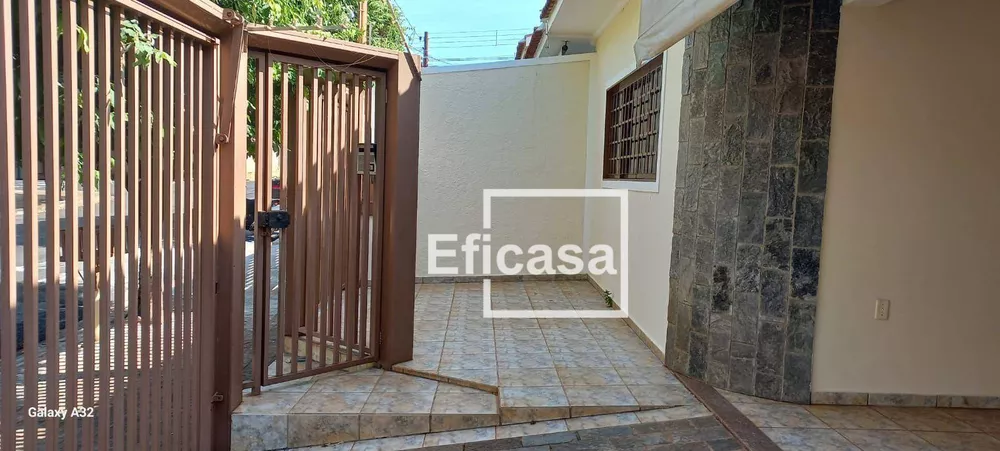 Casa, 3 quartos, 165 m² - Foto 1
