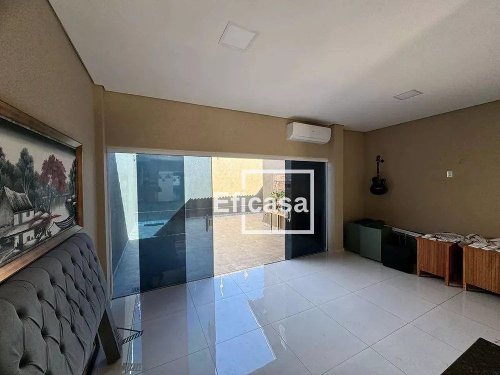 Casa, 3 quartos, 159 m² - Foto 2