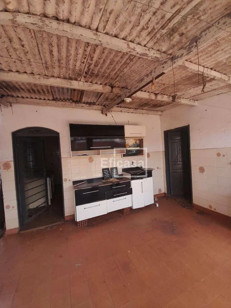 Casa, 3 quartos, 200 m² - Foto 2