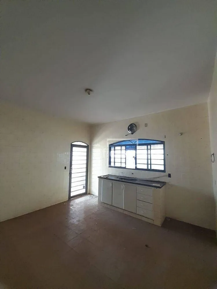 Casa, 3 quartos, 200 m² - Foto 4
