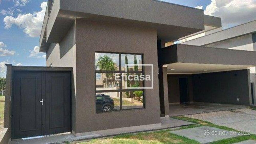 Casa, 3 quartos, 218 m² - Foto 1