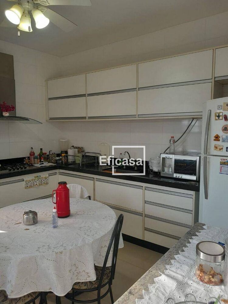 Casa, 3 quartos, 270 m² - Foto 23