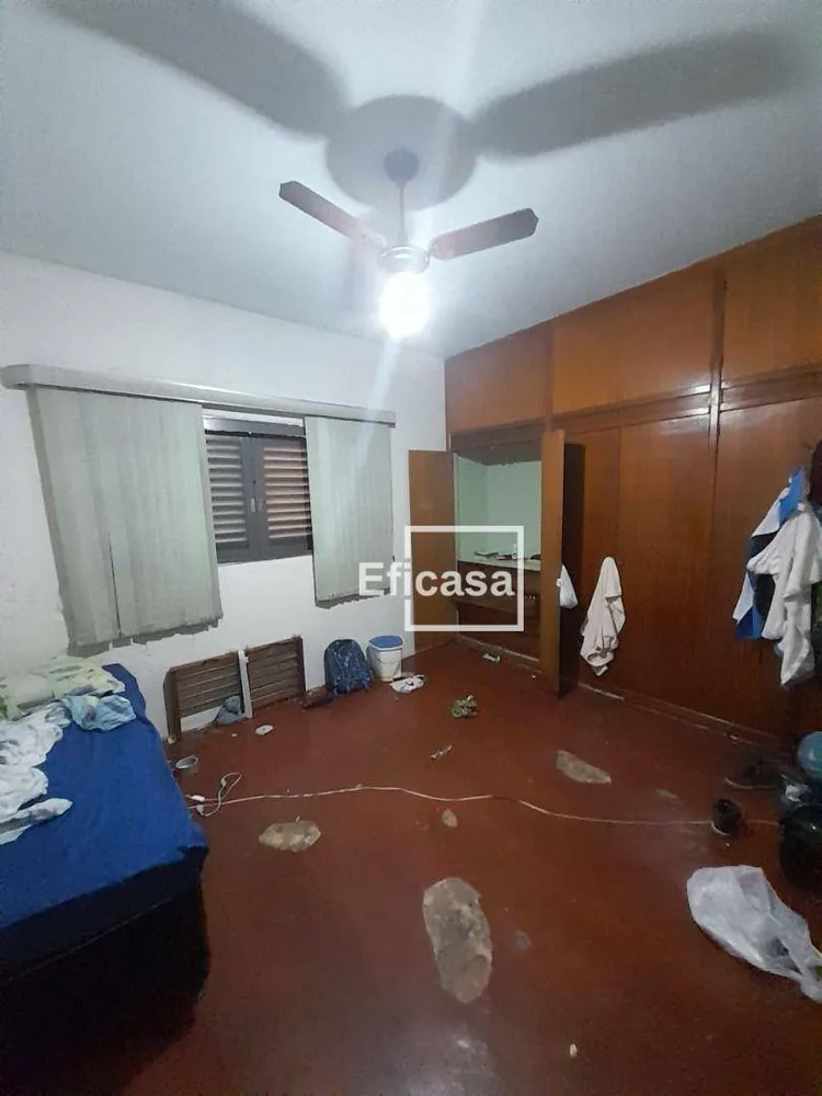 Casa, 3 quartos, 220 m² - Foto 3