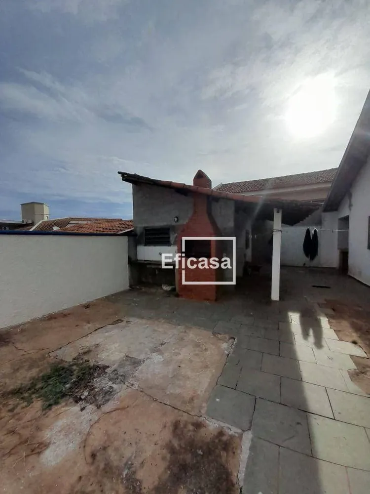 Casa, 3 quartos, 220 m² - Foto 2