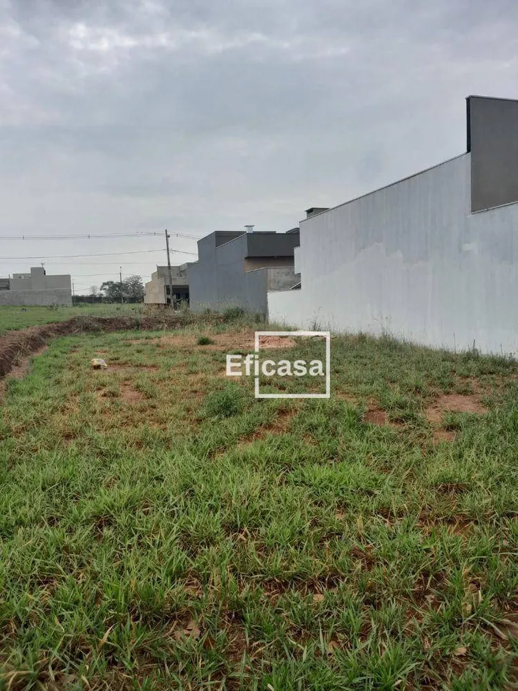 Loteamento e Condomínio, 225 m² - Foto 1