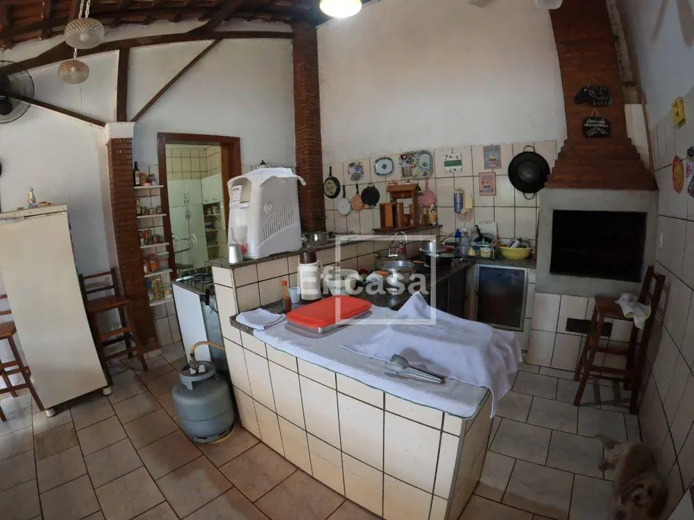 Chácara, 3 quartos, 1040 m² - Foto 4