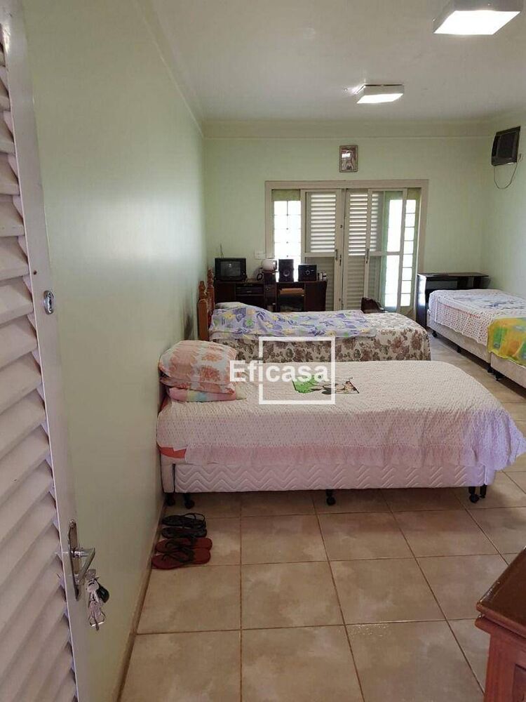 Chácara, 1 quarto, 5000 m² - Foto 1