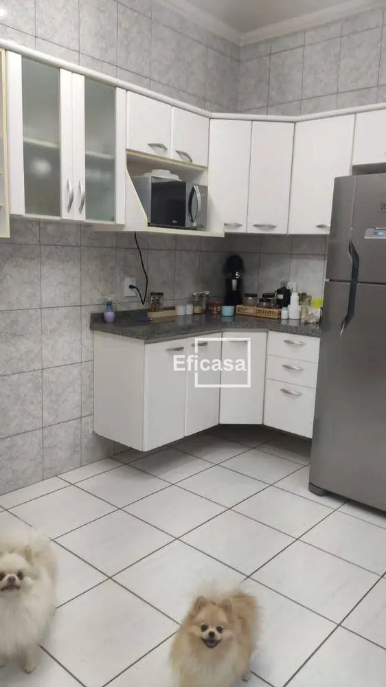 Casa, 3 quartos, 230 m² - Foto 17