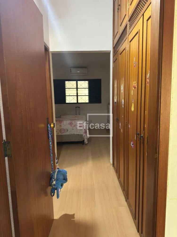 Casa, 4 quartos, 400 m² - Foto 1