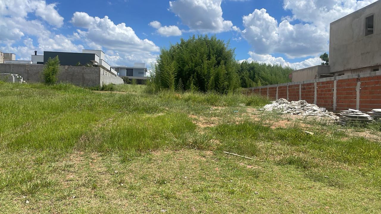 Terreno à venda, 800m² - Foto 1