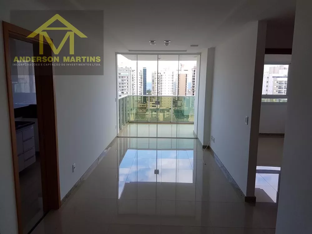 Apartamento à venda com 2 quartos, 70m² - Foto 2