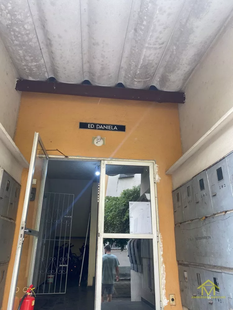 Apartamento à venda com 2 quartos, 63m² - Foto 1