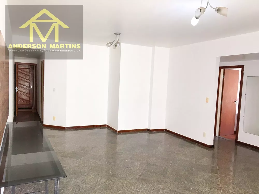 Apartamento à venda com 3 quartos, 160m² - Foto 2