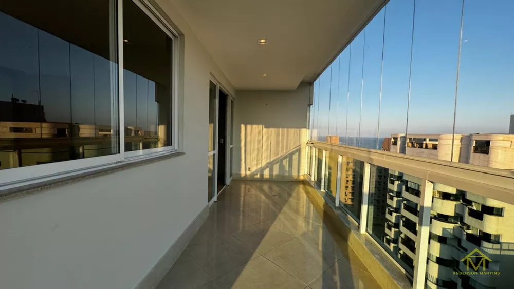 Cobertura à venda com 3 quartos, 230m² - Foto 2