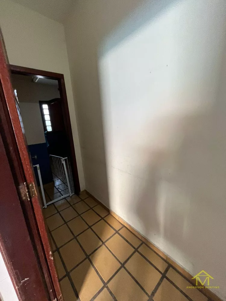 Casa, 3 quartos, 360 m² - Foto 3