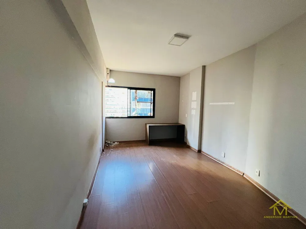 Apartamento, 3 quartos, 130 m² - Foto 2