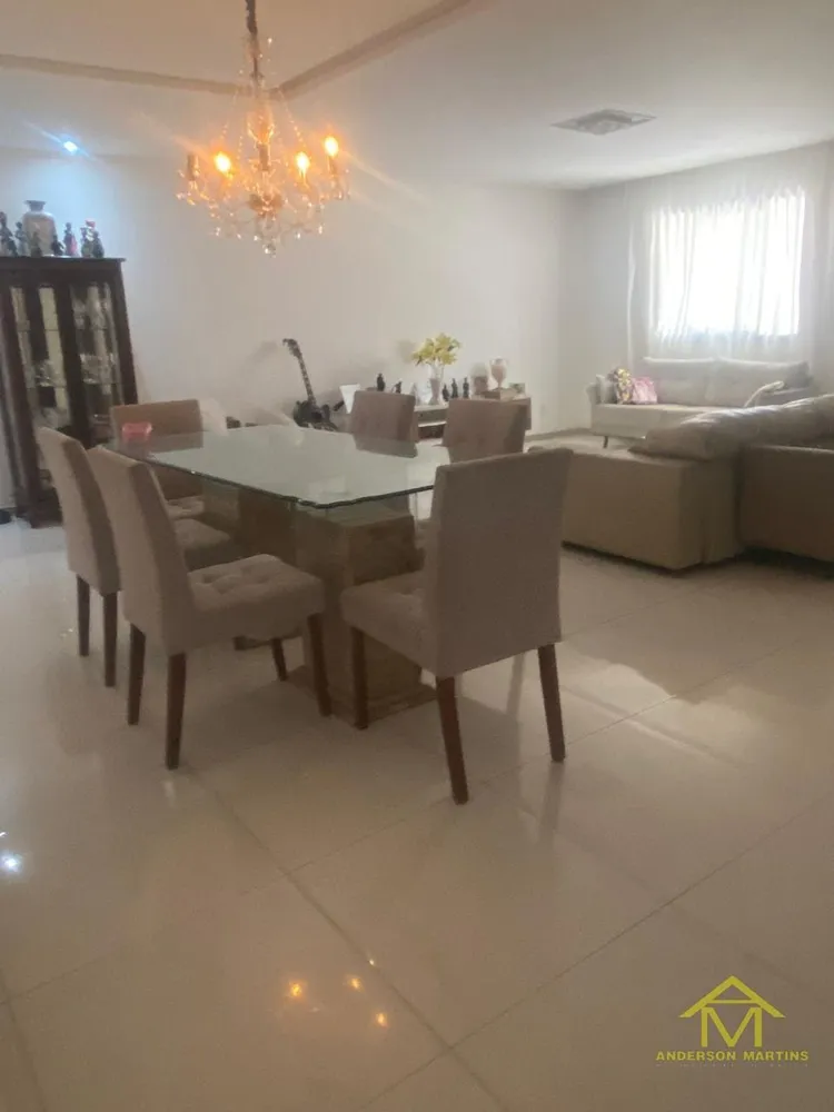 Casa, 5 quartos, 330 m² - Foto 1