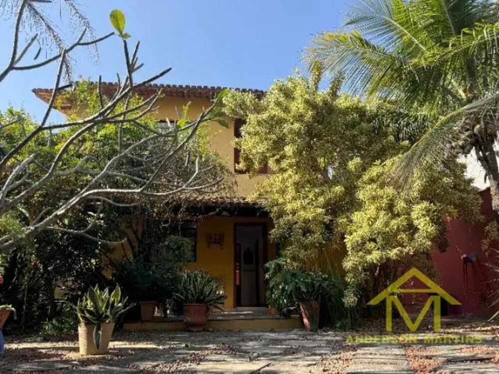 Casa à venda com 3 quartos, 260m² - Foto 1