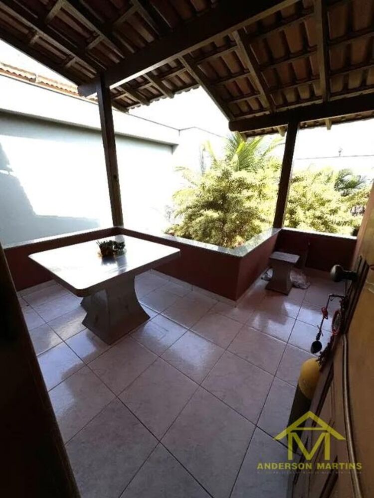 Casa à venda com 3 quartos, 260m² - Foto 11