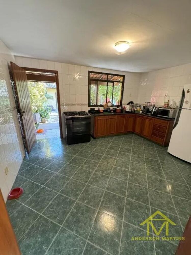 Casa à venda com 3 quartos, 260m² - Foto 5