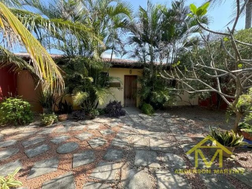 Casa à venda com 3 quartos, 260m² - Foto 2
