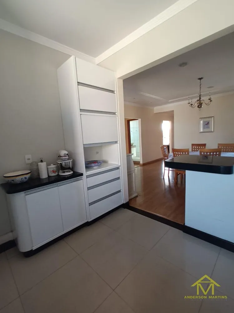 Casa, 10 quartos, 400 m² - Foto 1