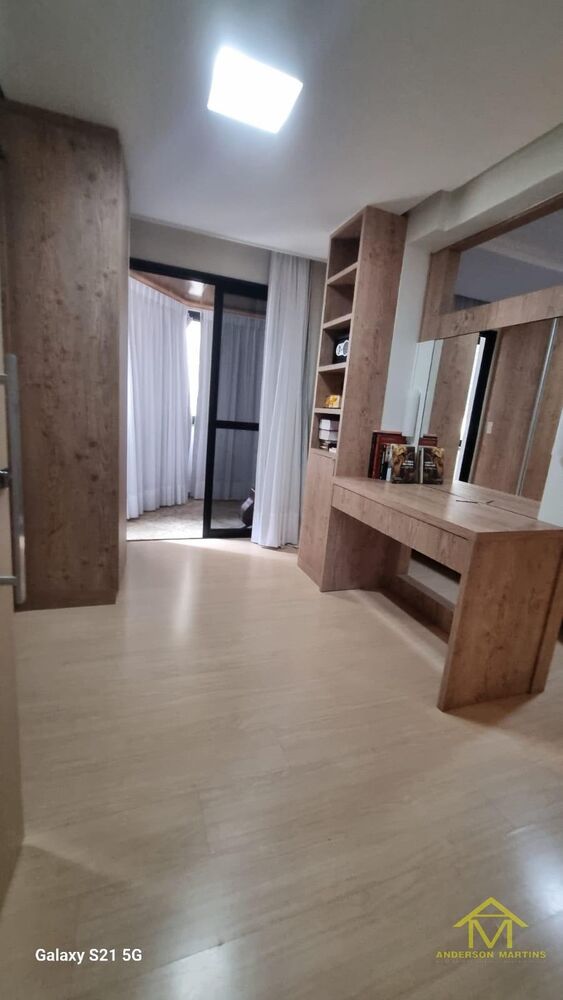 Apartamento, 3 quartos, 170 m² - Foto 2