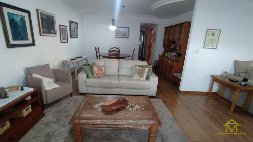 Apartamento à venda com 4 quartos, 240m² - Foto 1