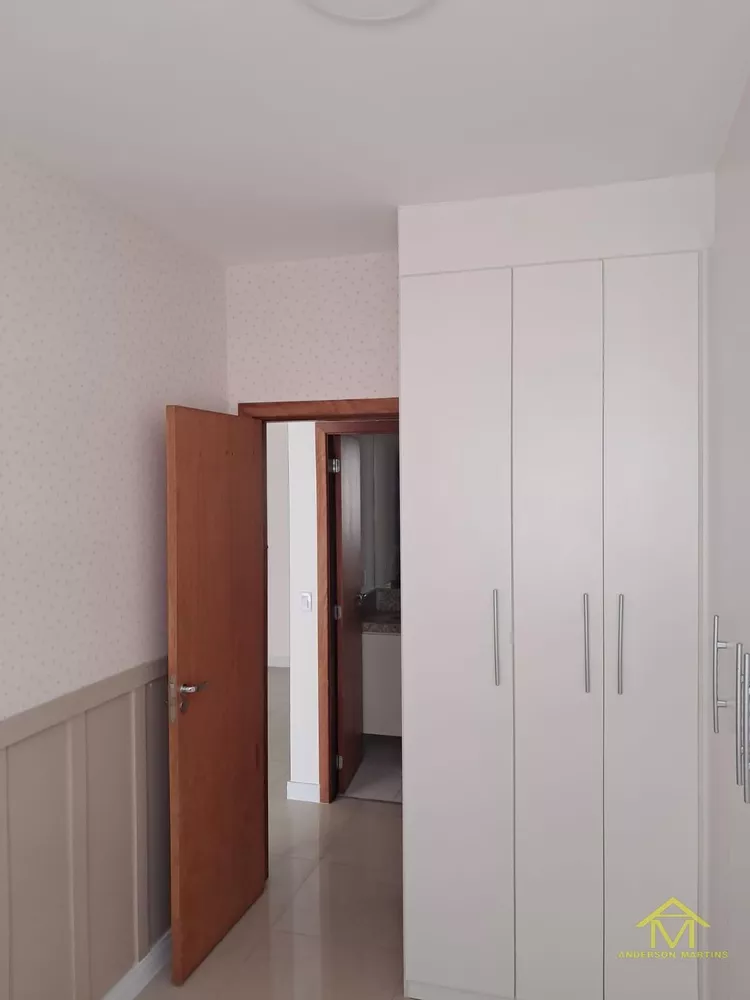 Apartamento à venda com 2 quartos, 7373m² - Foto 1