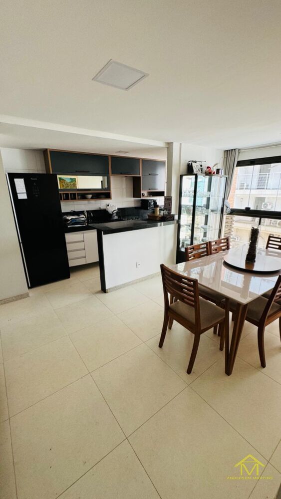 Apartamento à venda com 2 quartos, 60m² - Foto 1