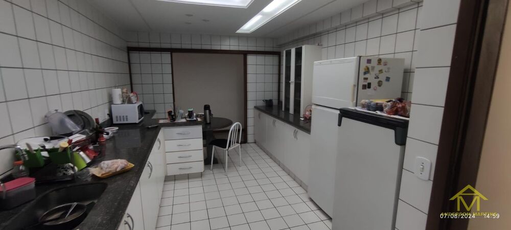 Apartamento à venda com 4 quartos, 180m² - Foto 16