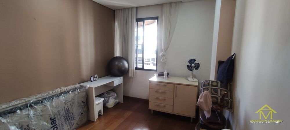 Apartamento à venda com 4 quartos, 180m² - Foto 15