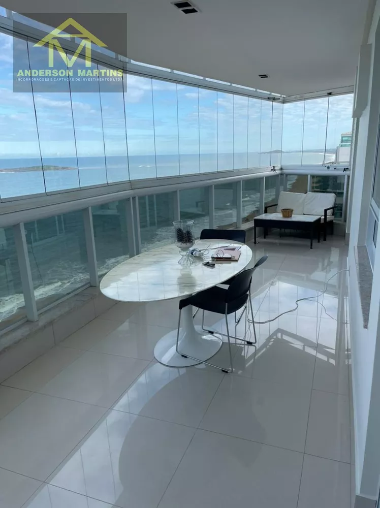 Cobertura, 3 quartos, 221 m² - Foto 1