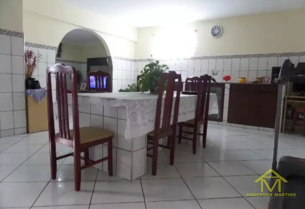 Casa, 5 quartos, 200 m² - Foto 9